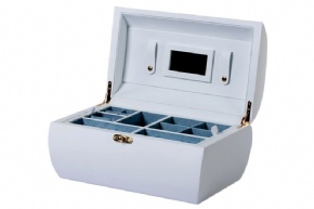 Jewellery box